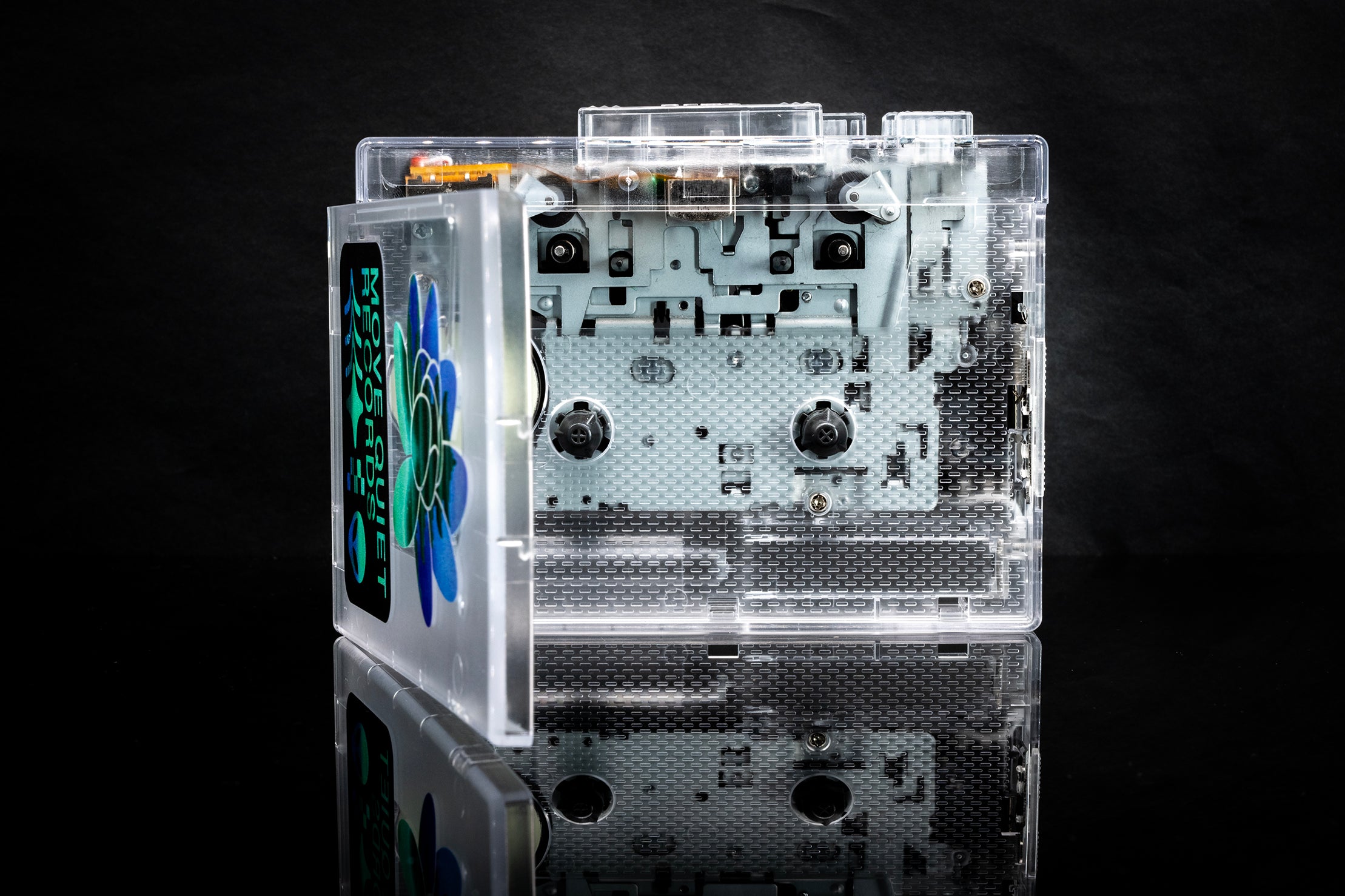 Templewave Cassette Walkman – Move Quiet Records